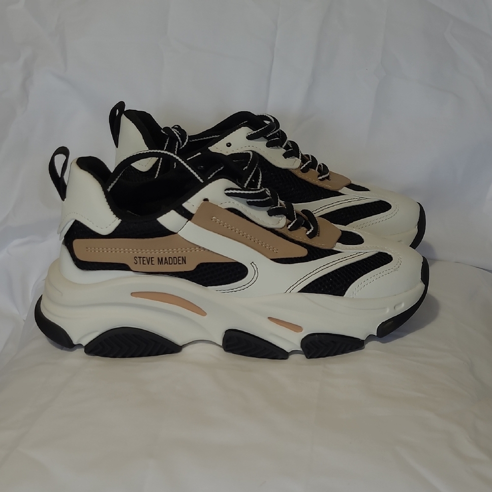 New Steve Madden Black, White, and Tan Chunky Sneakers